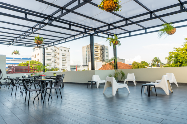 Rooftop DIX Business Center 01